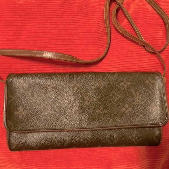 Auth.  Louis Vuitton pochette twin PM - Picture 2 of 3